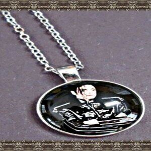 Silver Tone Michael Jackson Theme Necklace Unisex